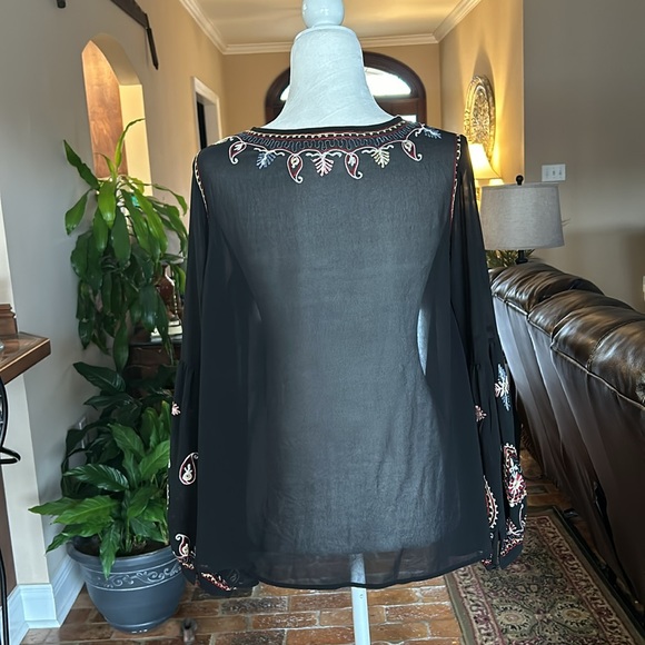 Love Sam (Revolve) Paisley Embroidered Long Sleeve Top szS - Picture 6 of 13